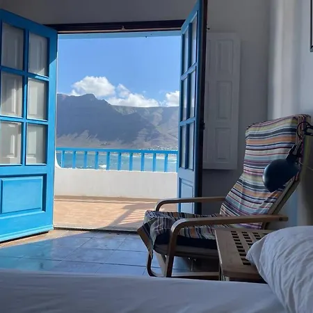 Beachfront * 法马拉